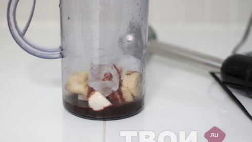 шоколадно-банановый смузи