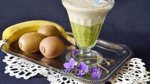 смузи с киви и бананом