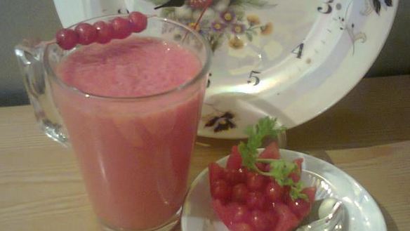 Рецепт Смузей с помидором и смородиной