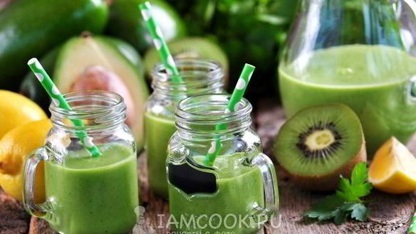 Рецепт Витаминного смузи из авокадо и шпината