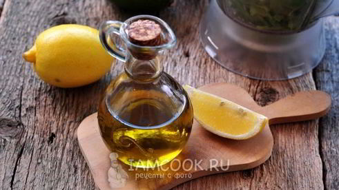 витаминный смузи из авокадо и шпината