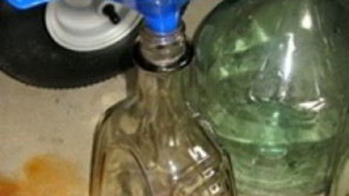 вино из смородинового варенья