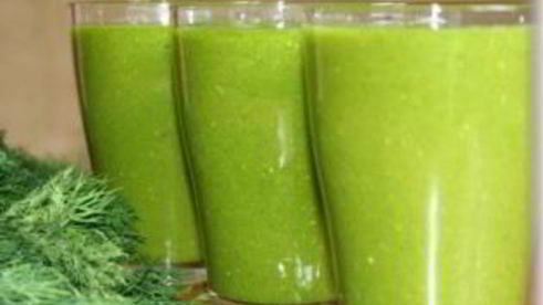 зеленый коктейль с мандарином