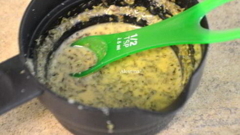 картофельный салат с зеленой фасолью и томатами