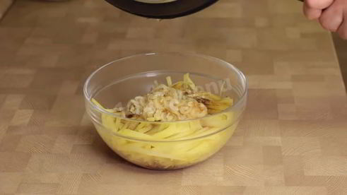 корейский картофельный салат камди ча