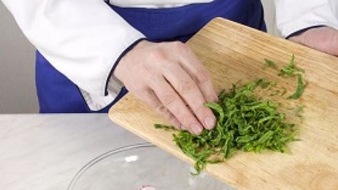 салат картофельный с авокадо