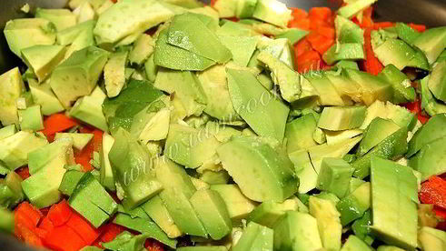 оливье с авокадо и семгой