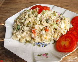 Салат Оливье новогодний