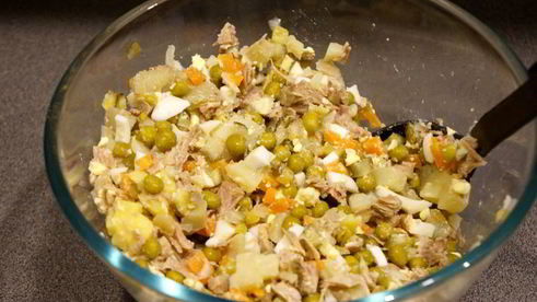 салат оливье с индейкой