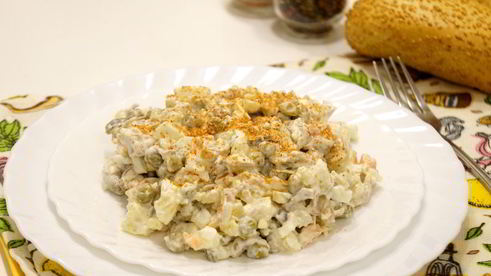 салат оливье с индейкой