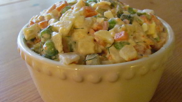 Рецепт Салата Оливье с курицей