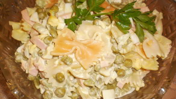 Рецепт Салата Оливье с макаронами