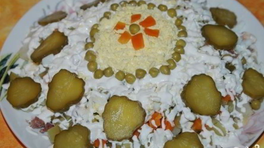 Рецепт салата оливье со сметаной