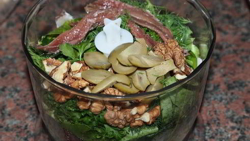 овощной салат с маринованной свеклой