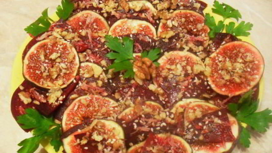 Рецепт салата из свеклы с инжиром