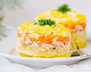 Мимоза с яблоком и сыром