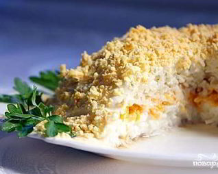 Салат Мимоза с сыром и маслом