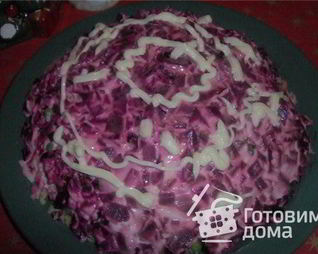 Салат из тунца типа под шубой