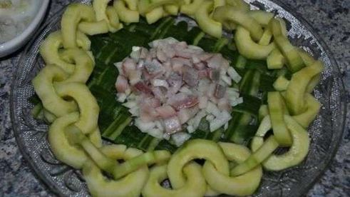 салат сельдь под шубой с яблоком