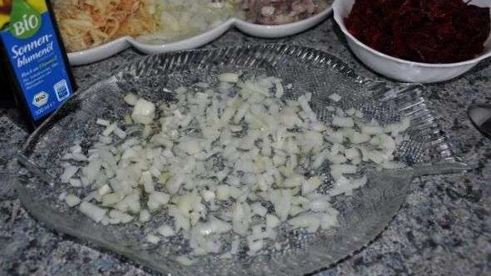 салат сельдь под шубой с яблоком