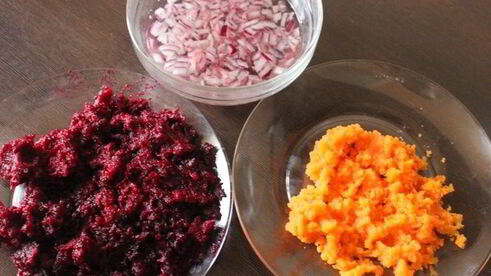 селедка под шубой в картофельных корзинках