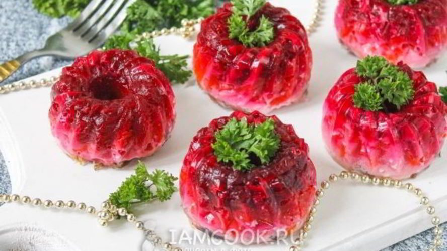 Рецепт заливной кильки под шубой