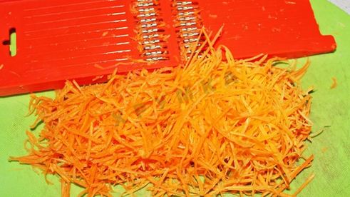 салат помидор, морковь, яблоко