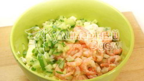 салат с креветками