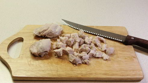 салат с курицей в грейпфруте