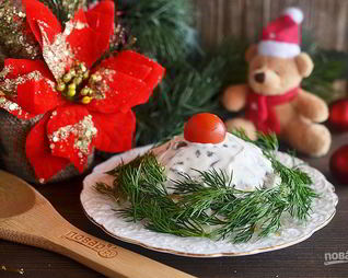 Салат с рыбой и грибами Поморский