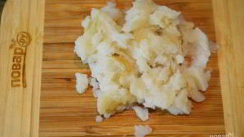 салат с рыбой и грибами поморский