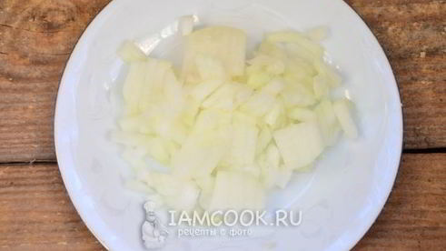 салат со скумбрией на зиму