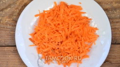 салат со скумбрией на зиму