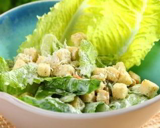 Салат Цезарь классический с курицей