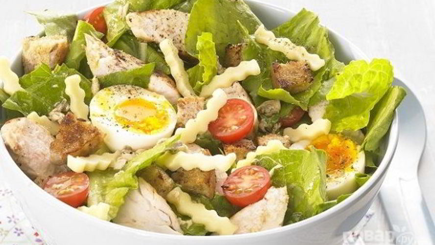 Рецепт салата цезарь с легкой заправкой