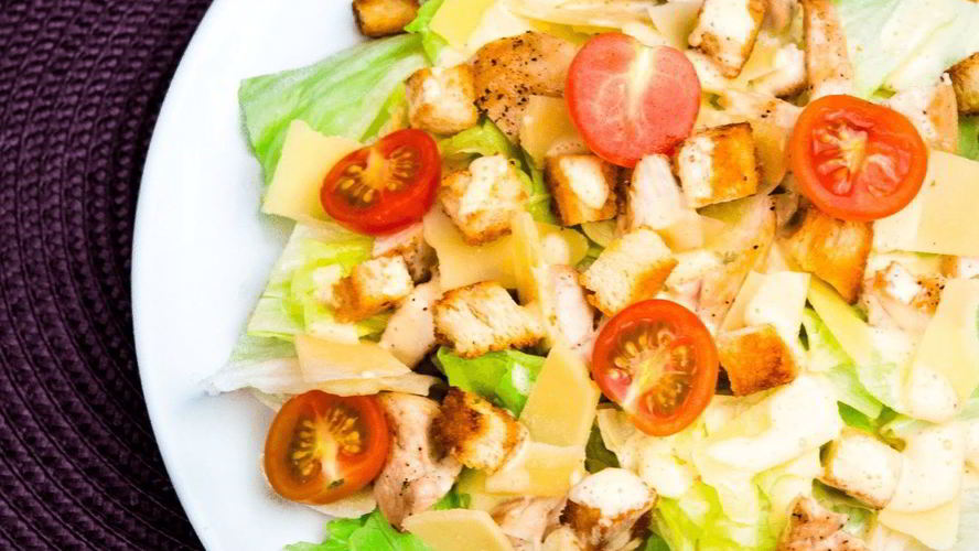 Рецепт салата цезарь с соусом