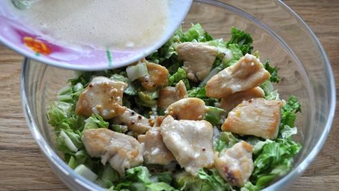 цезарь с пекинской капустой