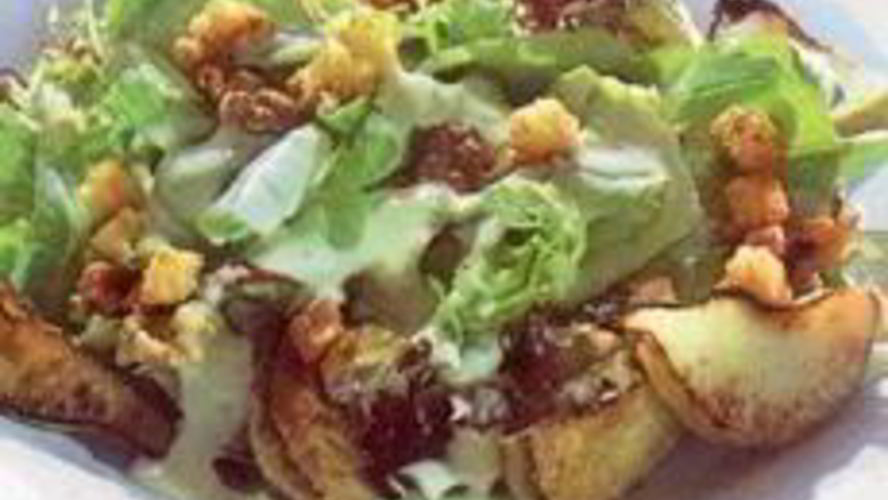 Рецепт теплого салата с грецкими орехами