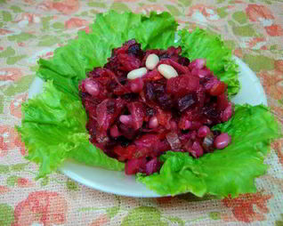 Винегрет с консервированной фасолью и квашеной капустой