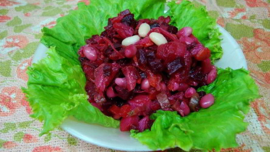 Рецепт винегрета с консервированной фасолью и квашеной капустой