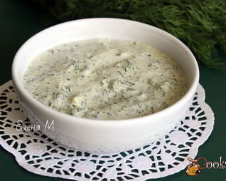 Йогуртовый соус с фетой и маслинами