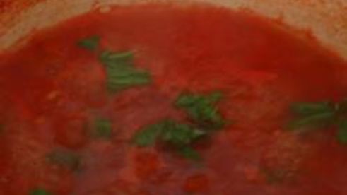 итальянский томатный соус с базиликом