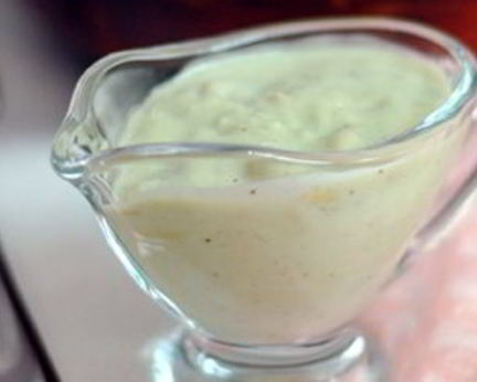 Кефирный соус с чесноком