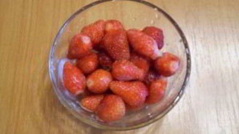 клубничный соус