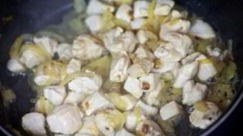 соус с курицей и грибами