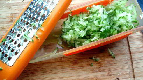 сувлаки из свинины с соусом цацики