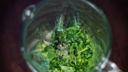 зеленый соус из авокадо