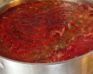 Борщ московский со свежей капустой