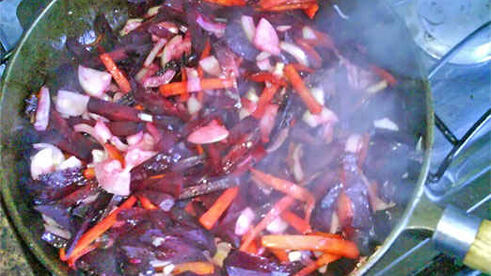 борщ с бычками и фасолью