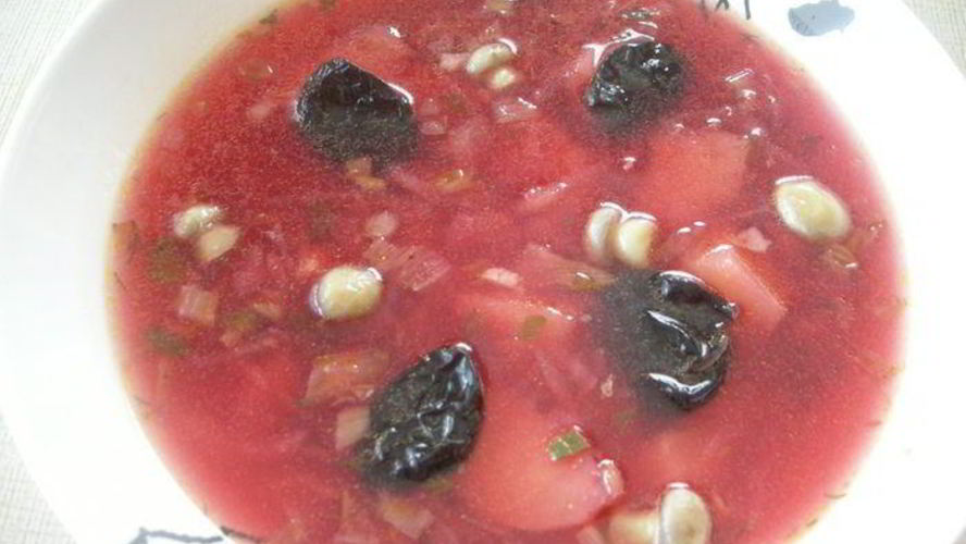 Рецепт борща с черносливом и грибами